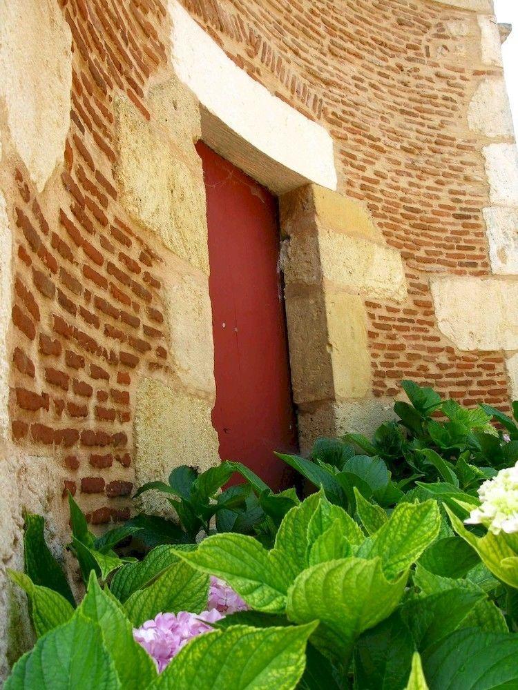 Chateau Les Farcies Du Pech Bergerac Exterior photo